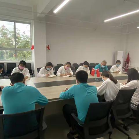 【红色庭院】疫情防控不放松 坚守岗位“不打烊” —— 曲江乐居社区国庆节假期疫情防控工作