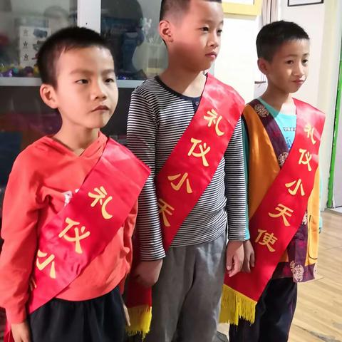扬正公益国学班萌娃们学习历程的精彩回顾