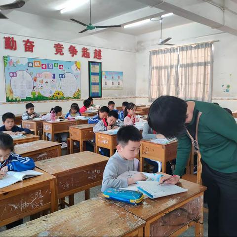 课后服务放异彩  五育并举正当时——新圩镇中心小学校内课后托管服务掠影