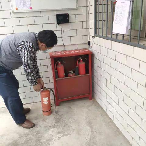 “平安三秦”鄠邑区分公司在行动