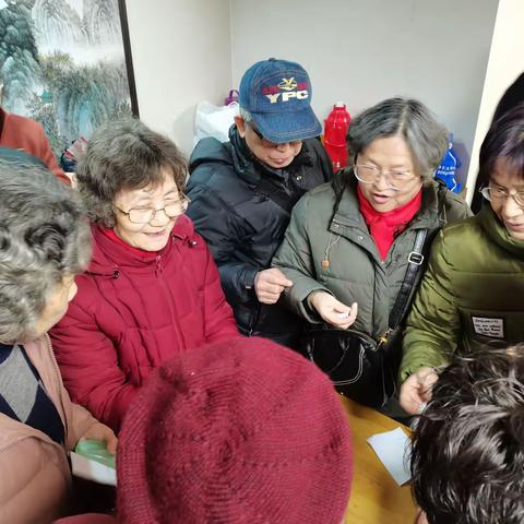 《小粮地》首届掼蛋比赛盛况记实