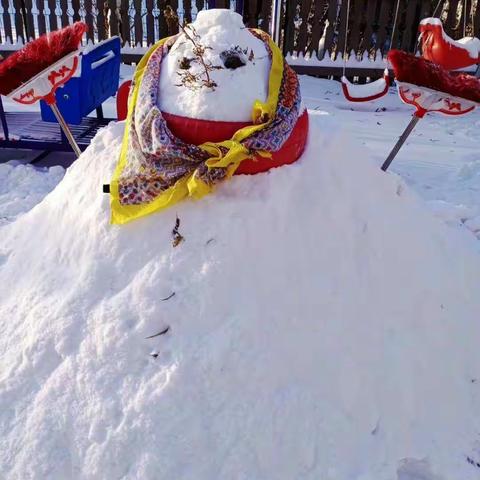 万龙实验幼儿园 ——“趣玩冰雪 童心飞扬”活动