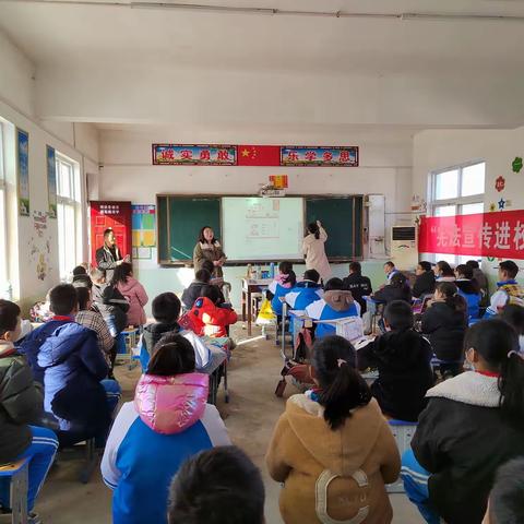 临颍县司法局王岗司法所：宪法进校园，培养守法、护法小少年