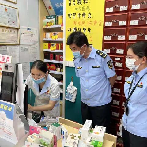 龙岗局局领导陈建锋率队到龙城、龙岗街道开展疫情防控督导工作