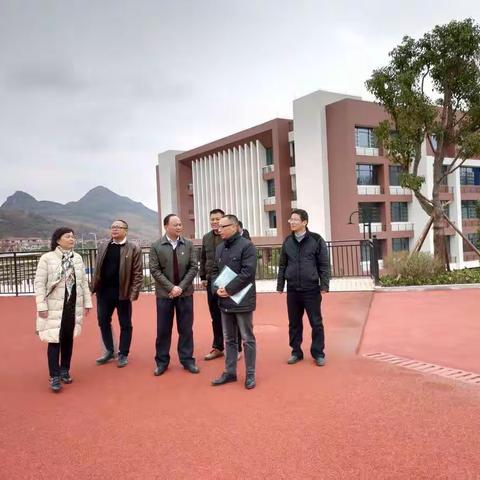 热烈庆祝东岗太阳城小学低年级部散学典礼圆满结束