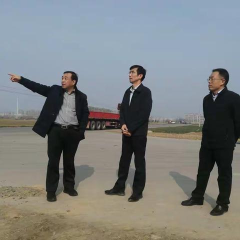 2月10日上午，区政协党组书记、主席单翔到中小企业园现场调研