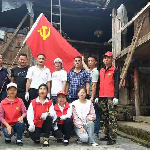 抗雹救灾助重建 不畏艰难显担当