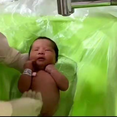 关上探视的门，关不住对你的爱