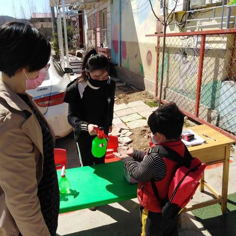 【苗壮幼儿园】疫情防控不松懈，——新冠肺炎疫情防控演练