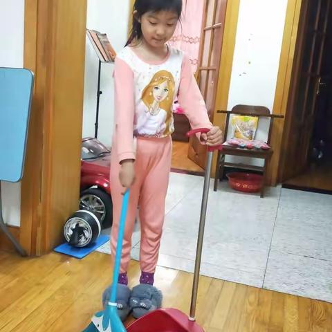 南台小学 一年二班 于伊涵 劳动使我快乐