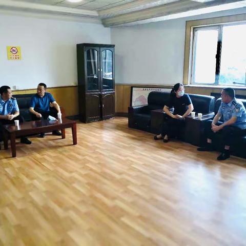 省厅食药总队刘红艳支队长 市局食药支队石拥军政委一行人到深泽县督导“亮剑2020”工作