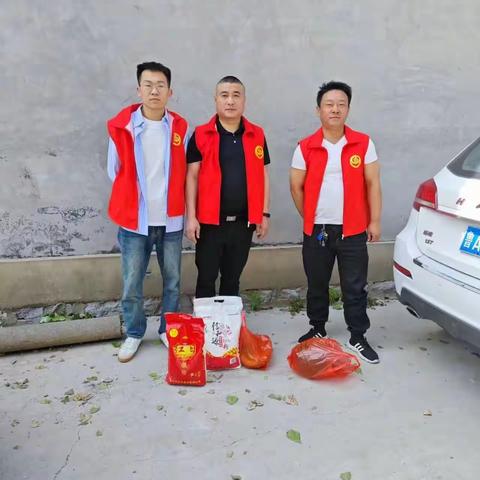 “爱心使者，点亮公益之光”暨壹加壹爱心协会走进圣井街道办送温暖活动