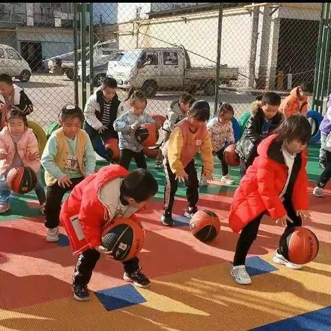 爱上幼儿园“快乐”美一天