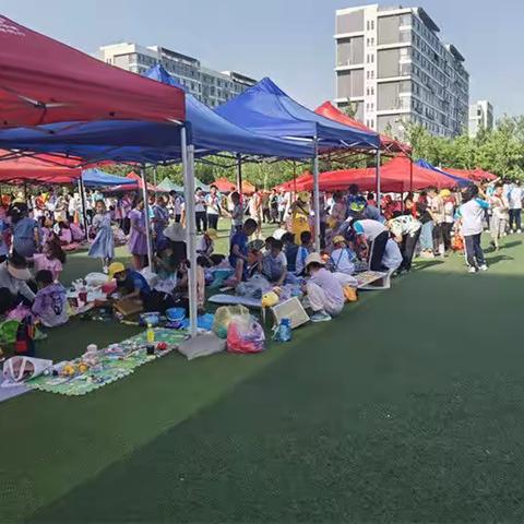 环保公益  相约校园跳蚤