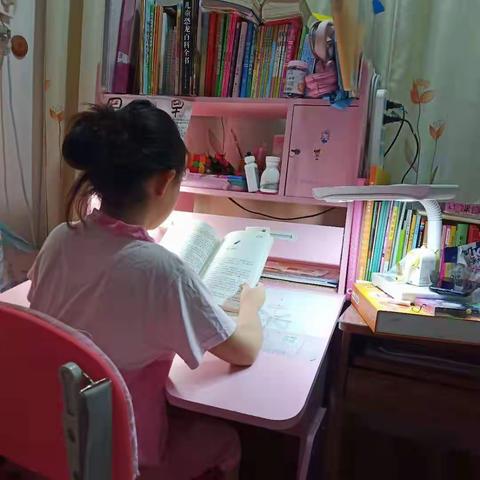 快乐的暑假生活—建设路小学三六班