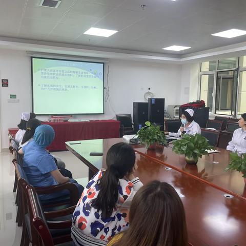 理论指导、示范教学、操作考核———托县医院护理技术季度培训篇