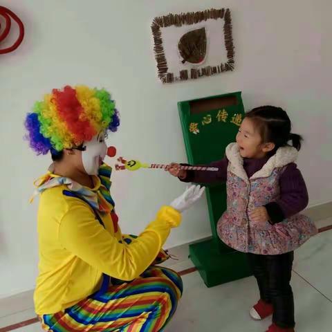 常青藤幼儿园托班王菡小朋友成长印记