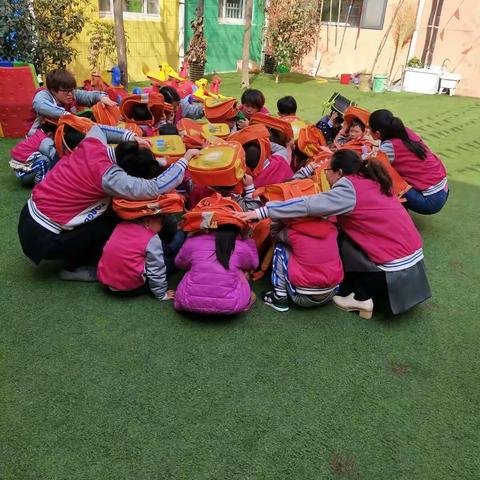 常青藤幼儿园防震减灾演习