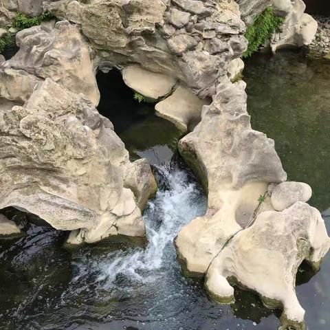 贵州省安顺市木城河冰臼