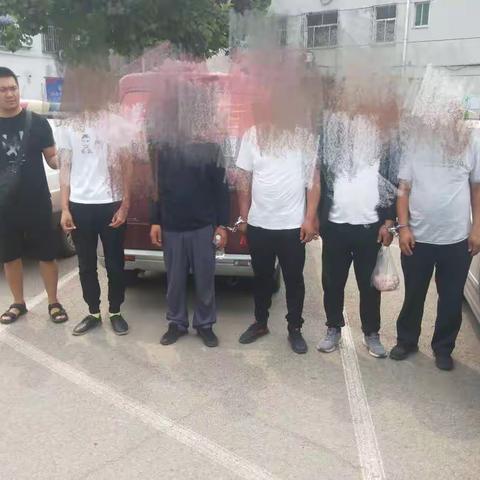 【路北区域路北分局】特巡警大队便衣警力成功抓获5名诈骗他人钱财嫌疑人