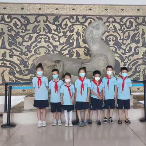 “博物知旅”走进许昌博物馆，学习历史文化！--许昌市八一路小学二（6）班暑期雏鹰小队。