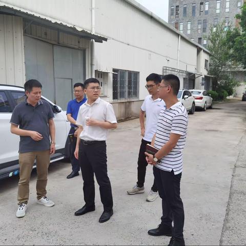 钟治民副区长现场推进生物医药产业重点项目建设