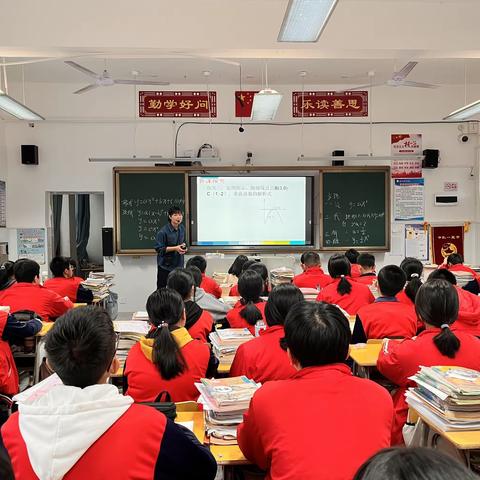 聚焦课堂，教学相长——记汝城县芙蓉学校与三江口学校学科研讨活动