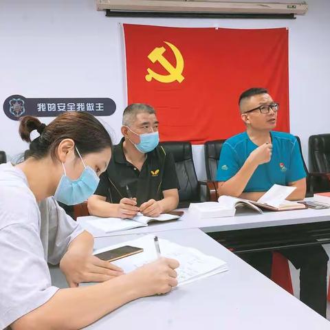 增强推进党的政治建设的自觉性和坚定性--信义书记们上党课