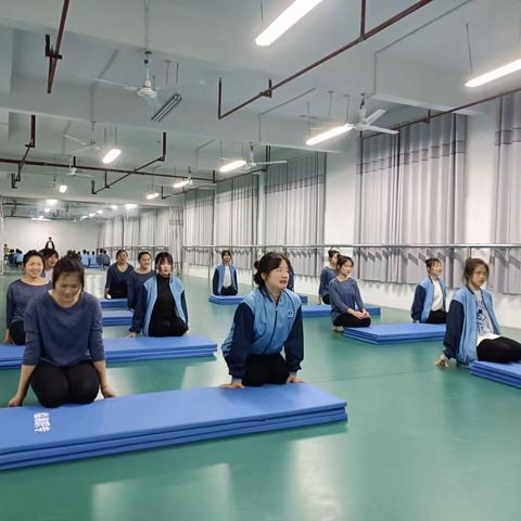 2021年4月18日临湘职专20级第二次舞蹈课记录
