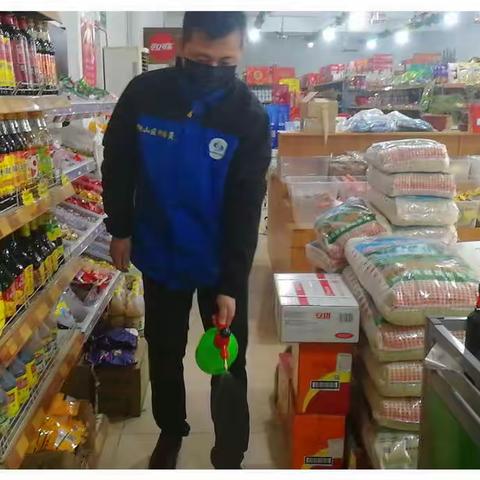 【因为有你，我们不慌】社区书记筑起居民和疫情间的“第一道防线”