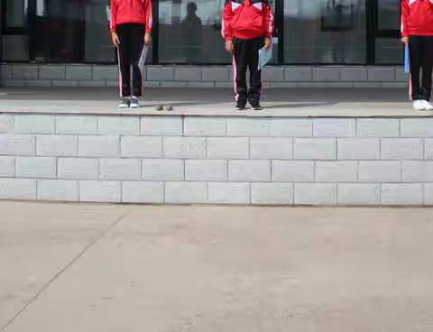 “创卫生城市 建美丽家园”士英小学在行动
