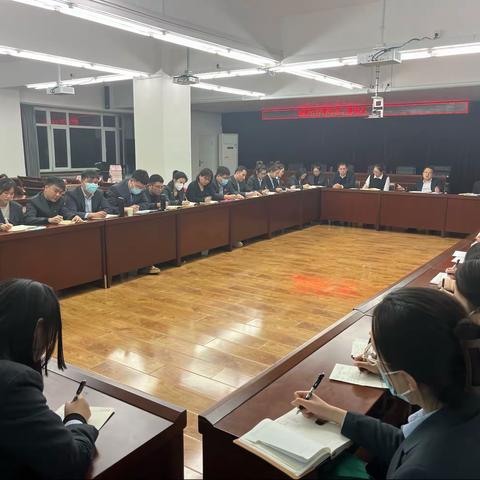 【岗位建功担使命，接续奋斗向未来】岫岩支行召开青年员工座谈会