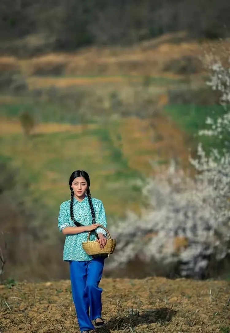 【原创】·山妹子