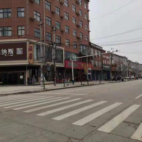 北舞渡镇督导辖区内沿街商超，疫情防控不放松