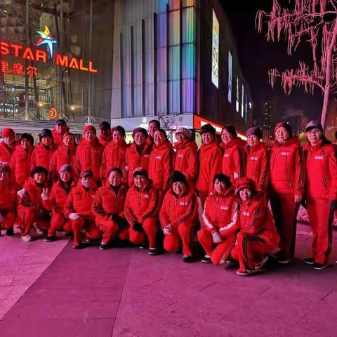 同心抗“疫”同“屏"共振——记宅家运动的梦操人