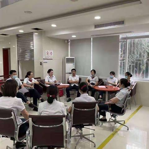 广东南粤银行海棠支行继续开展断卡行动宣传