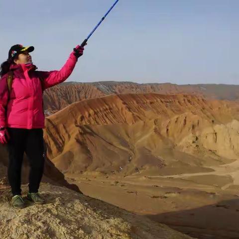 【旅途乐行户】邀您吐鲁番新线：七星湖赏丹霞地貌