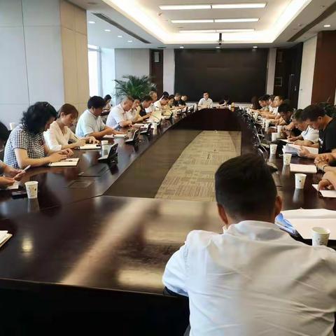 高新区农水局秦保局党支部联合召开脱贫攻坚工作专题组织生活会