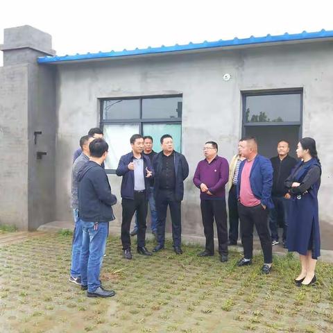 实地调研  多方协商  积极促成高新区蔬菜订单种植项目落地开花