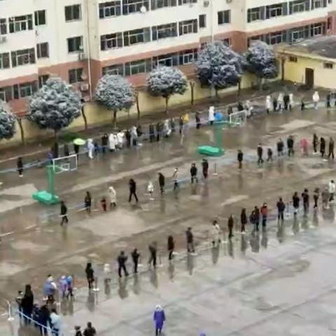 鏖战风雪      为党旗增辉