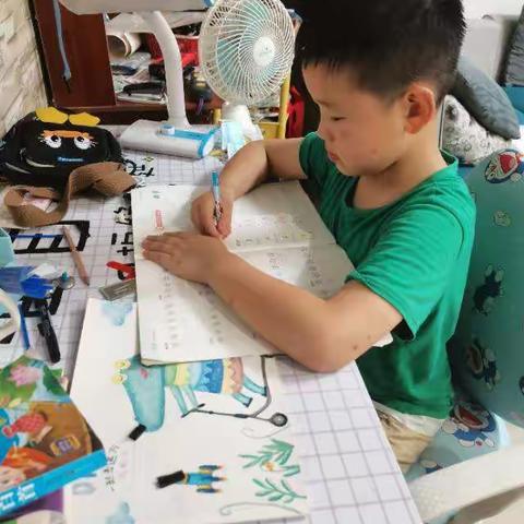 2021民族大学附属小学向君昊暑假生活