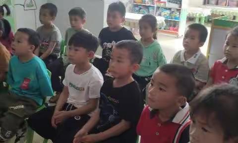 乐乐幼儿园大大班迎接国际五·一劳动节