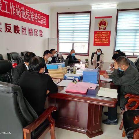 疾风识劲草 危难显担当
