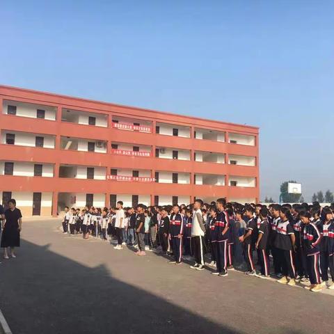 渠下小学第一批少先队员入队仪式