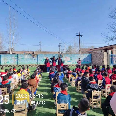 老官寨中心幼儿园——庆祝国际警察日