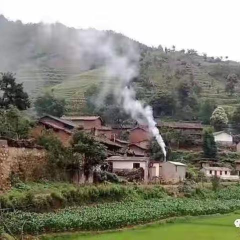 难忘的岁月| 风雨中的老屋