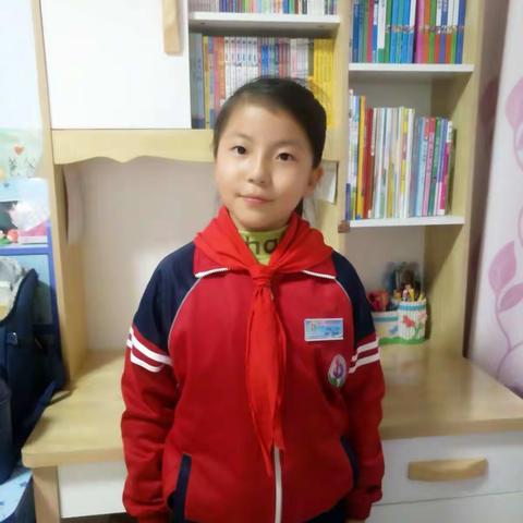 达旗第十小学“校园之星”――张思涵