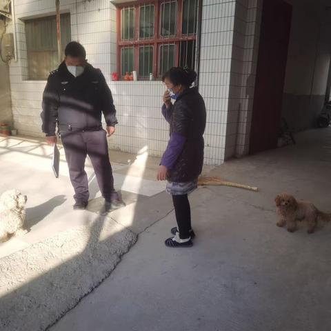 公安阎良分局振兴派出所开展文明养犬专项宣传