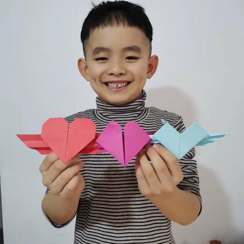 线上学习其乐无穷——新海阳小学一（2）中队的“加长版”假期很精彩