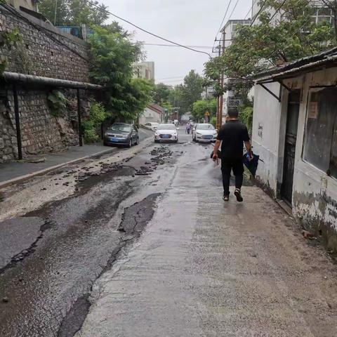 城东街道峨嵋新村社区安全员工作纪实